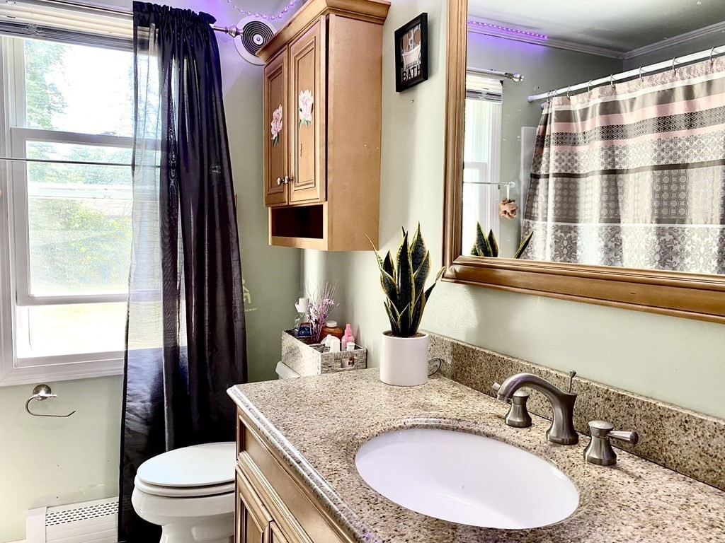 35 Wells Avenue Springfield, MA 01119 - Photo 8 of 12 Gallery Image 8