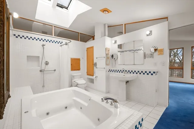 $1,690,000 | 55 Grove Hill Park, Newton, MA 02460