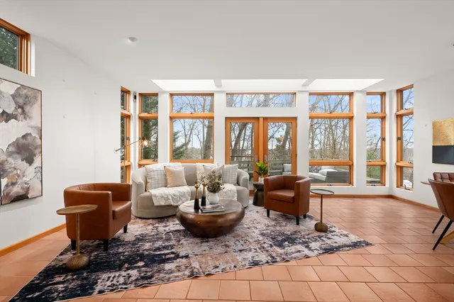 $1,690,000 | 55 Grove Hill Park, Newton, MA 02460