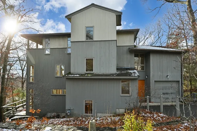 $1,690,000 | 55 Grove Hill Park, Newton, MA 02460