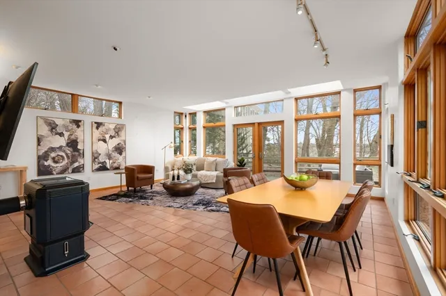 $1,690,000 | 55 Grove Hill Park, Newton, MA 02460