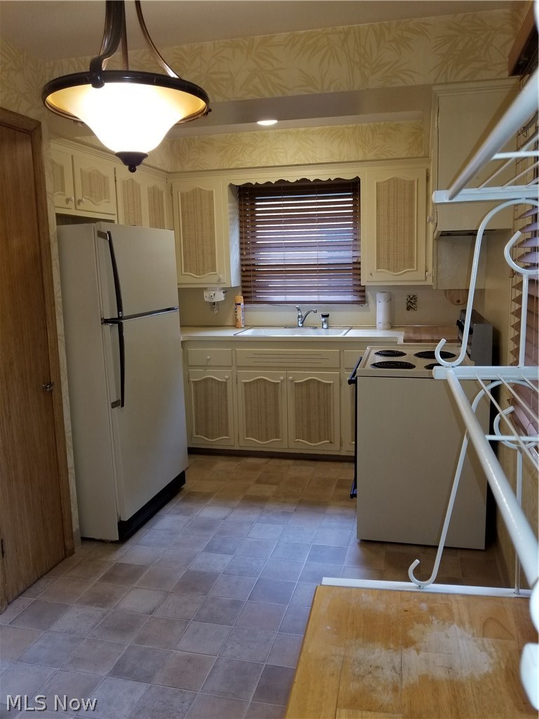 16885 Webster Road Cleveland, OH 44130 - Photo 7 of 26 Gallery Image 7