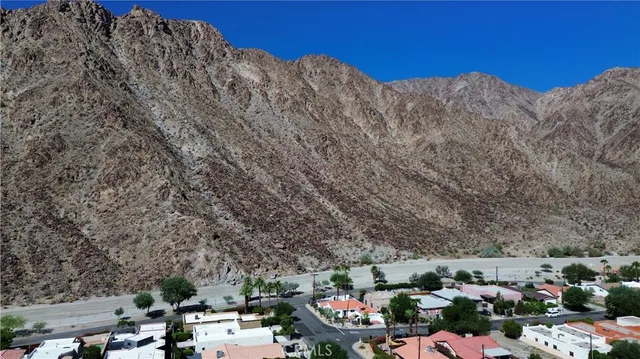 $915,000 | 51991 Ave Morales, La Quinta, CA 92253