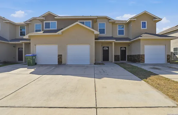 $1,450 | 16819 Dancing Ava, Unit 2, Selma, TX 78154