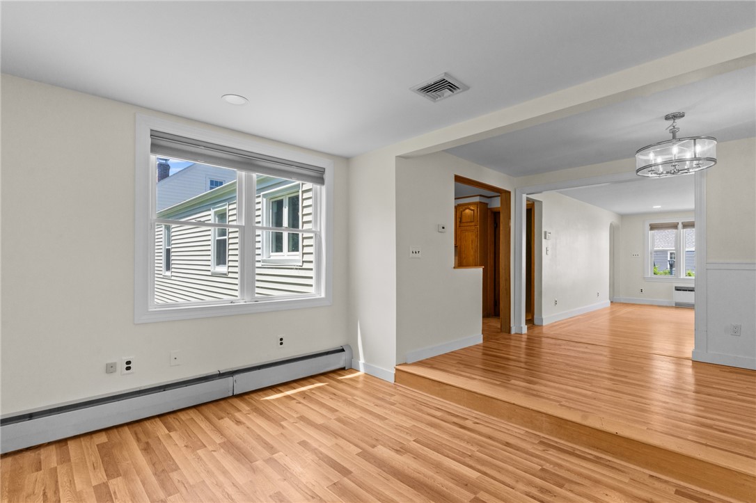 65 Howland Road Cranston, RI 02910 - Photo 12 of 41 Gallery Image 12