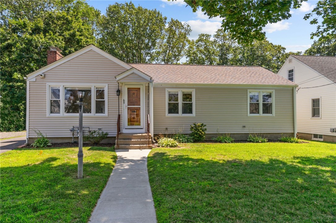65 Howland Road Cranston, RI 02910 - Photo 2 of 41 Gallery Image 2