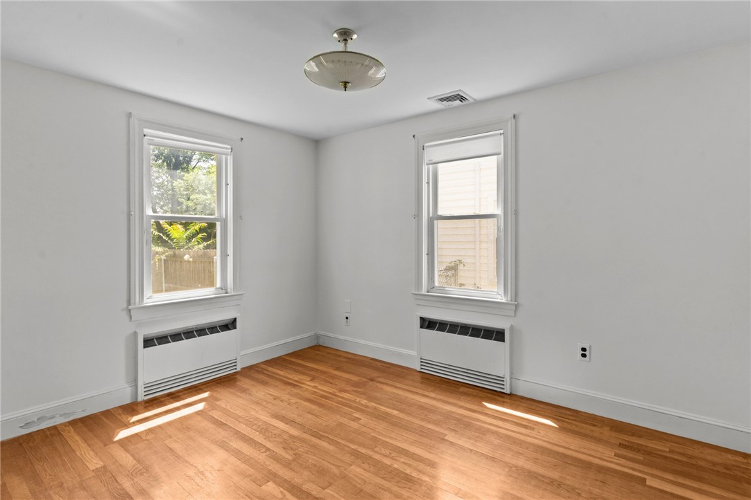 65 Howland Road Cranston, RI 02910 - Photo 24 of 41 Gallery Image 24