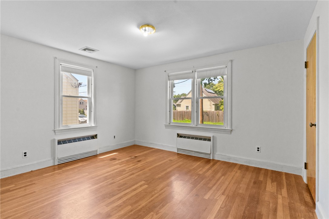 65 Howland Road Cranston, RI 02910 - Photo 27 of 41 Gallery Image 27