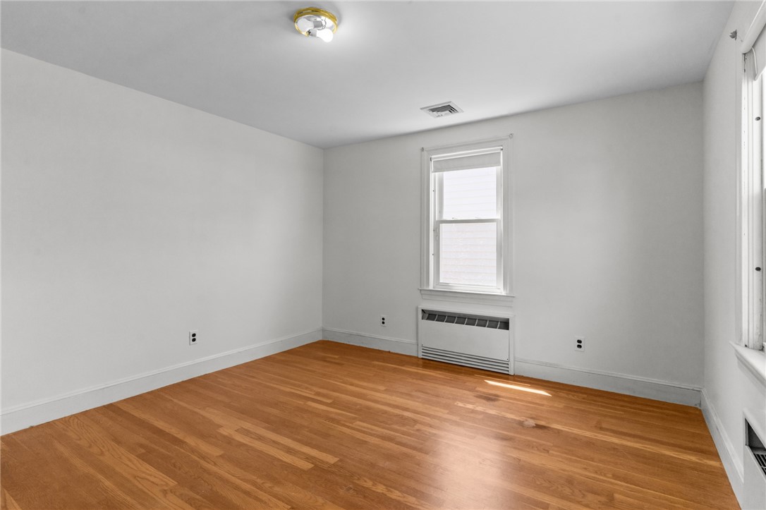 65 Howland Road Cranston, RI 02910 - Photo 29 of 41 Gallery Image 29
