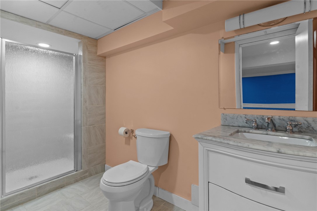 65 Howland Road Cranston, RI 02910 - Photo 33 of 41 Gallery Image 33
