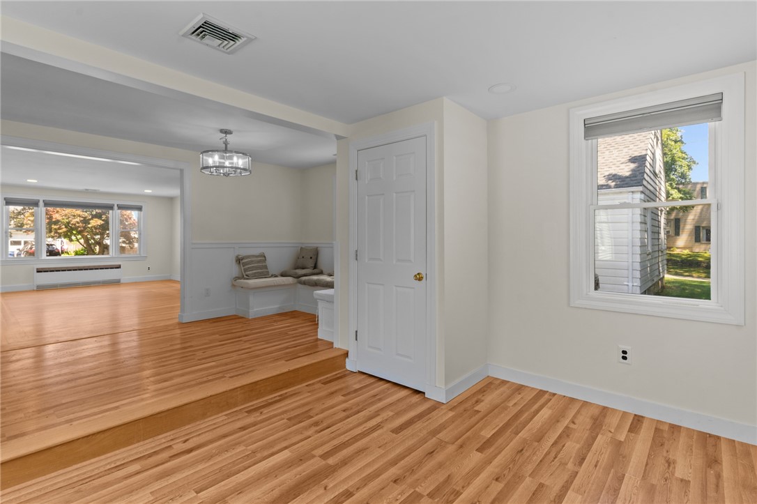 65 Howland Road Cranston, RI 02910 - Photo 10 of 41 Gallery Image 10