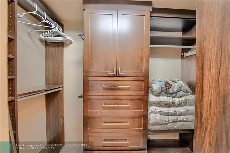331 Southeast 4th Street Deerfield Beach, FL 33441 - Photo 22 of 37 a view of walk in closet with empty racks