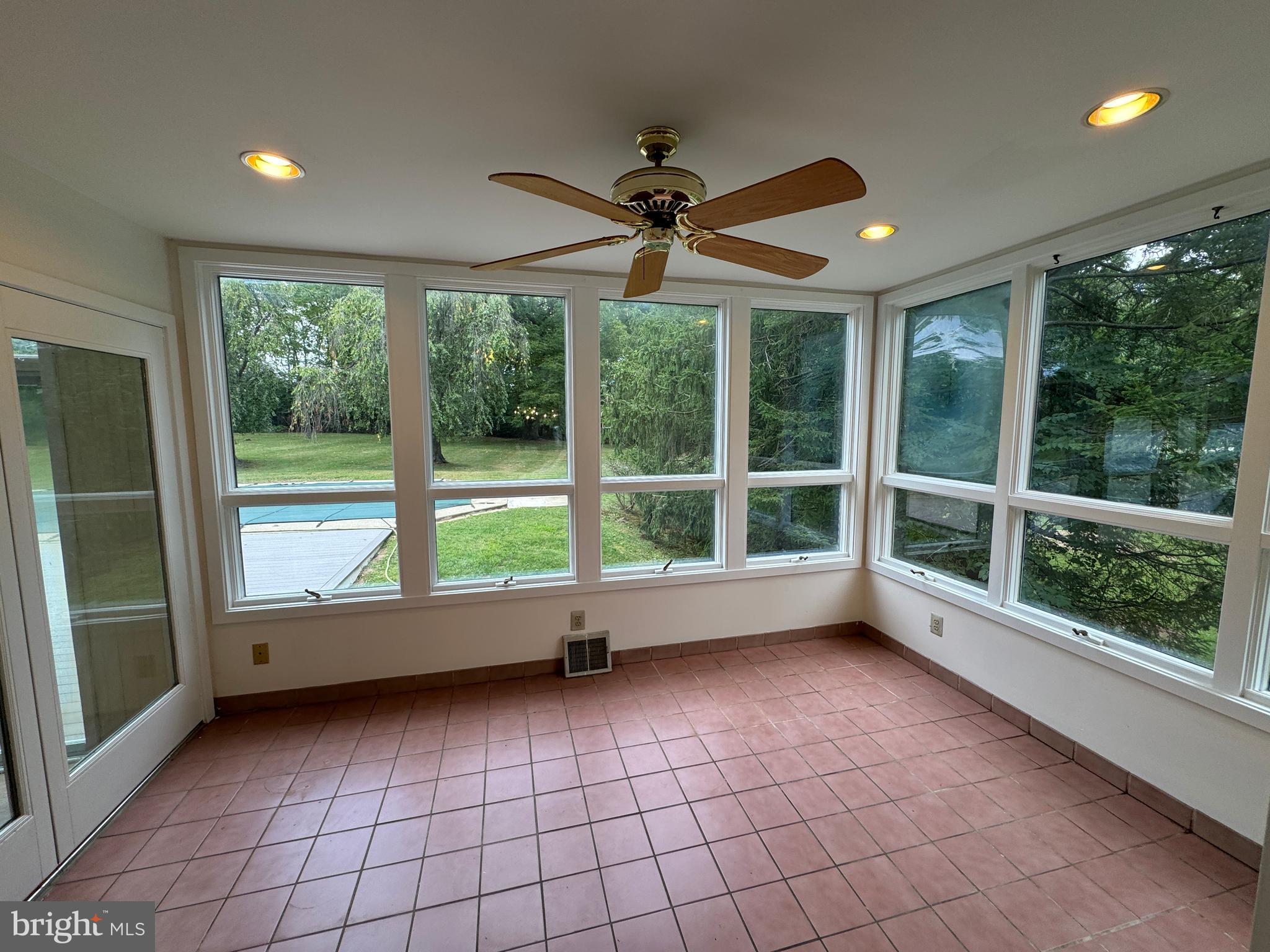 838 Richards Road Wayne, PA 19087 - Photo 12 of 41