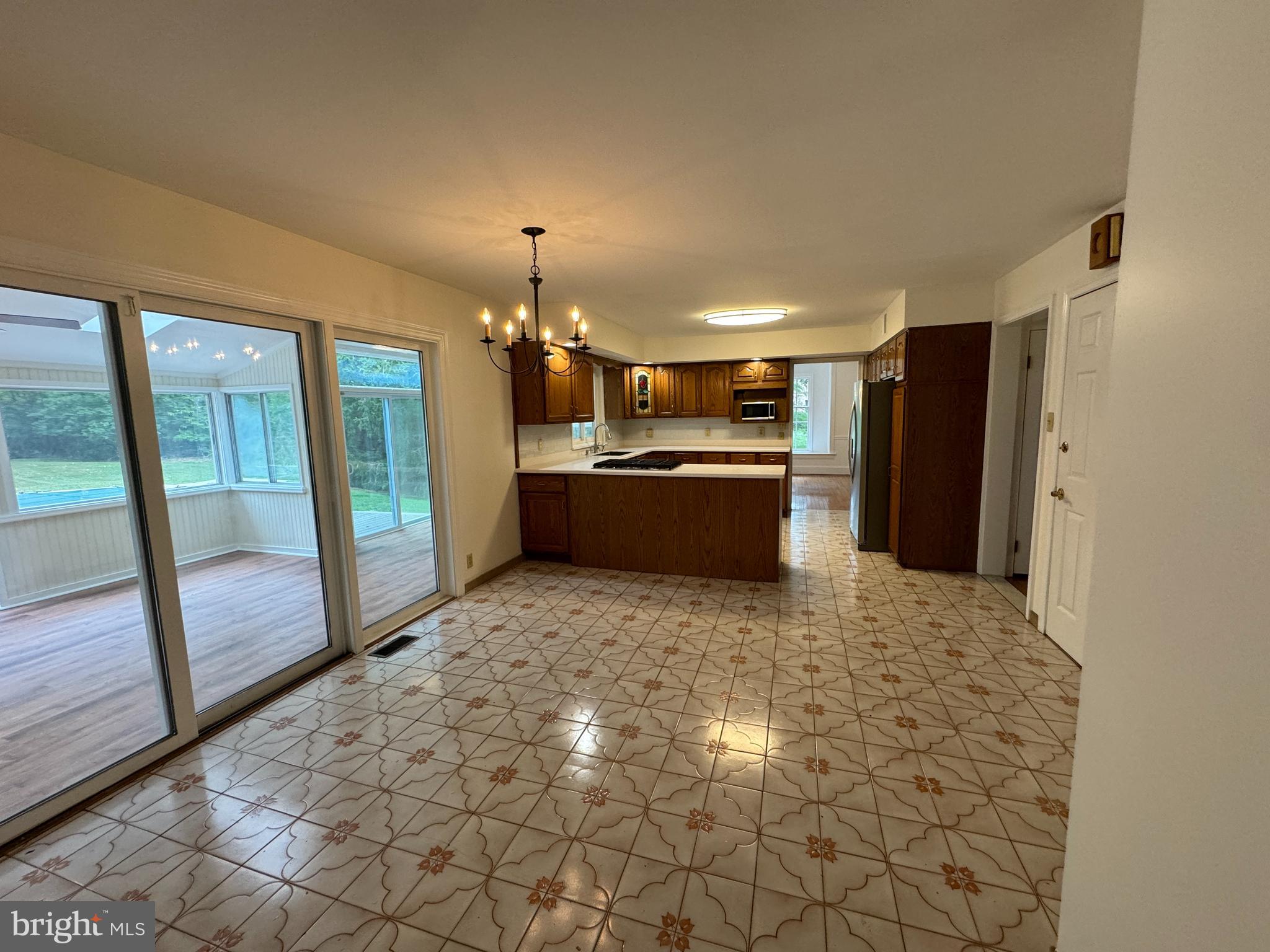 838 Richards Road Wayne, PA 19087 - Photo 17 of 41