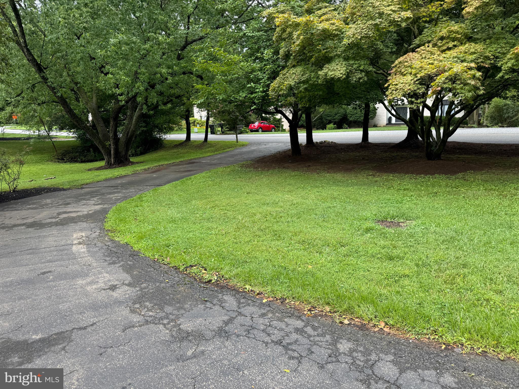838 Richards Road Wayne, PA 19087 - Photo 2 of 41