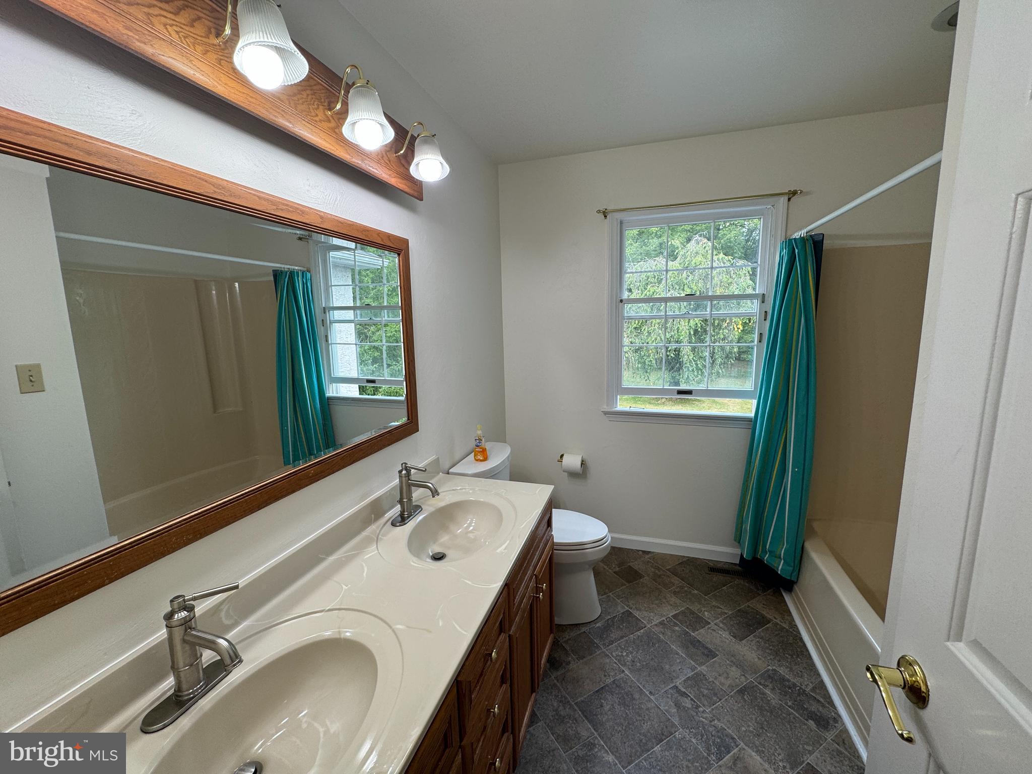 838 Richards Road Wayne, PA 19087 - Photo 31 of 41