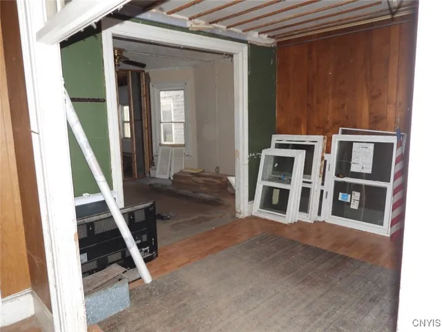 $65,000 | 150 1/2 East 3rd Street, Oswego, NY 13126