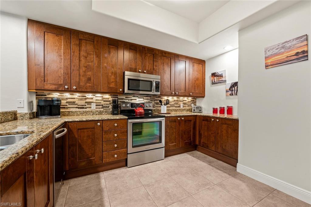 1035 Sandpiper Street, Unit F104 Naples, FL 34102 - Photo 6 of 24