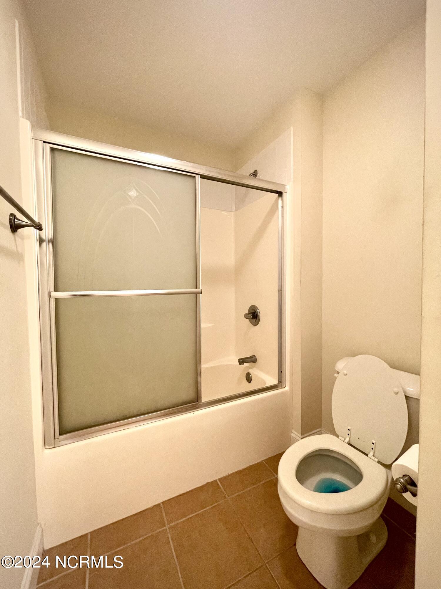 161 Randolphville Road Northeast Bolivia, NC 28422 - Photo 40 of 43 upstairs bathroom 2
