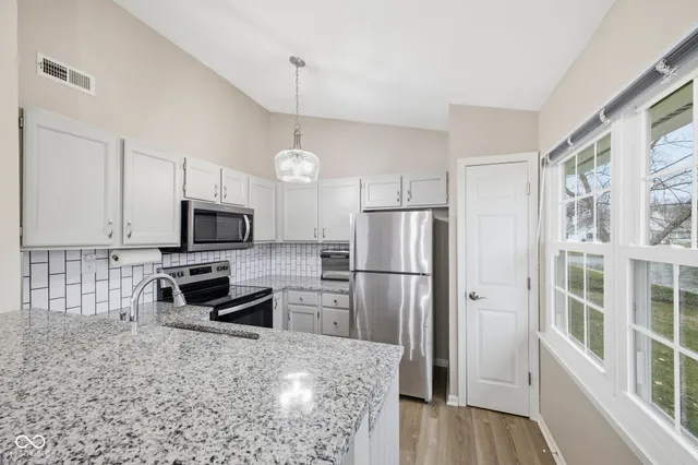 $224,900 | 8967 Kiser Point, Indianapolis, IN 46256