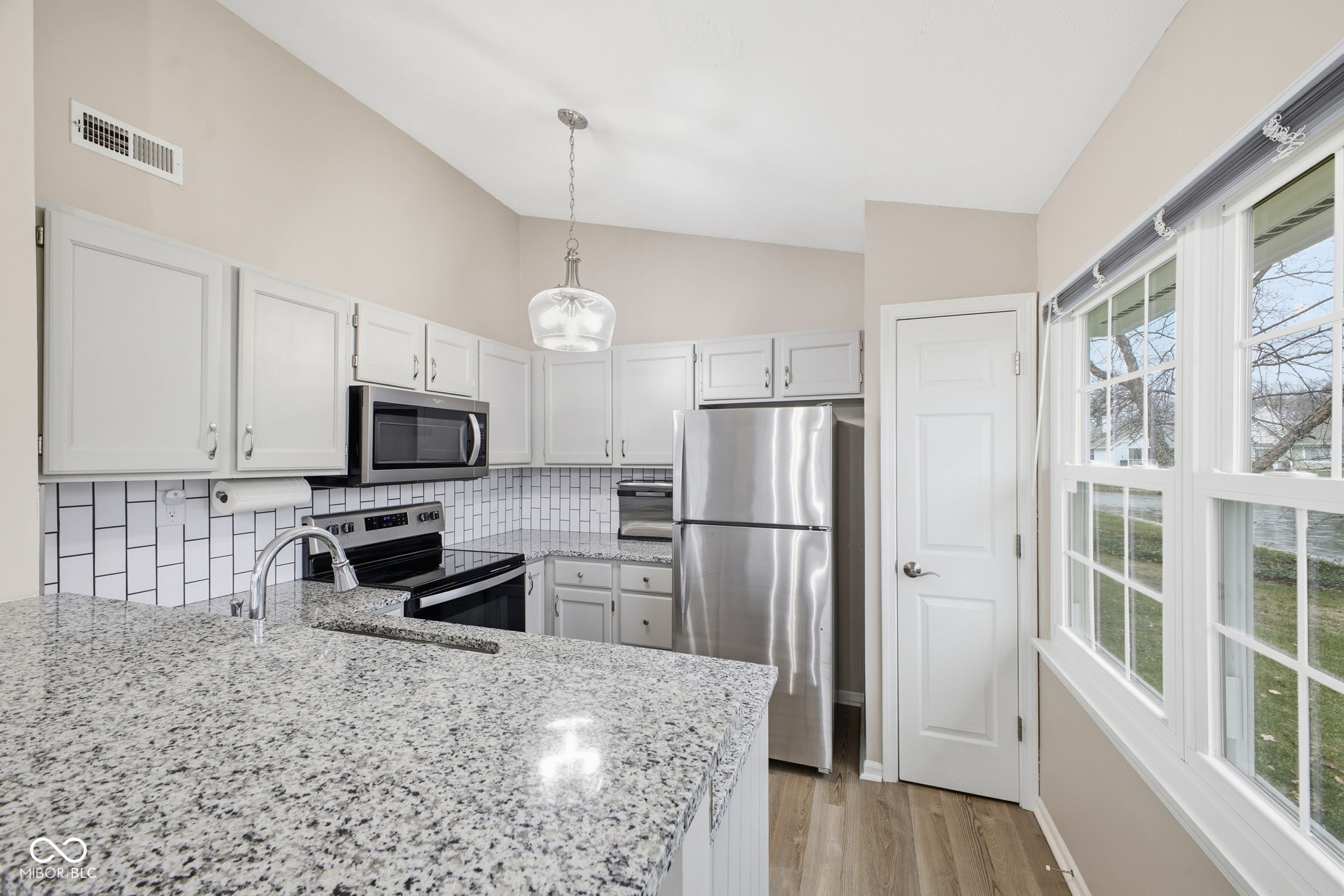 8967 Kiser Point Indianapolis, IN 46256 - Photo 12 of 30