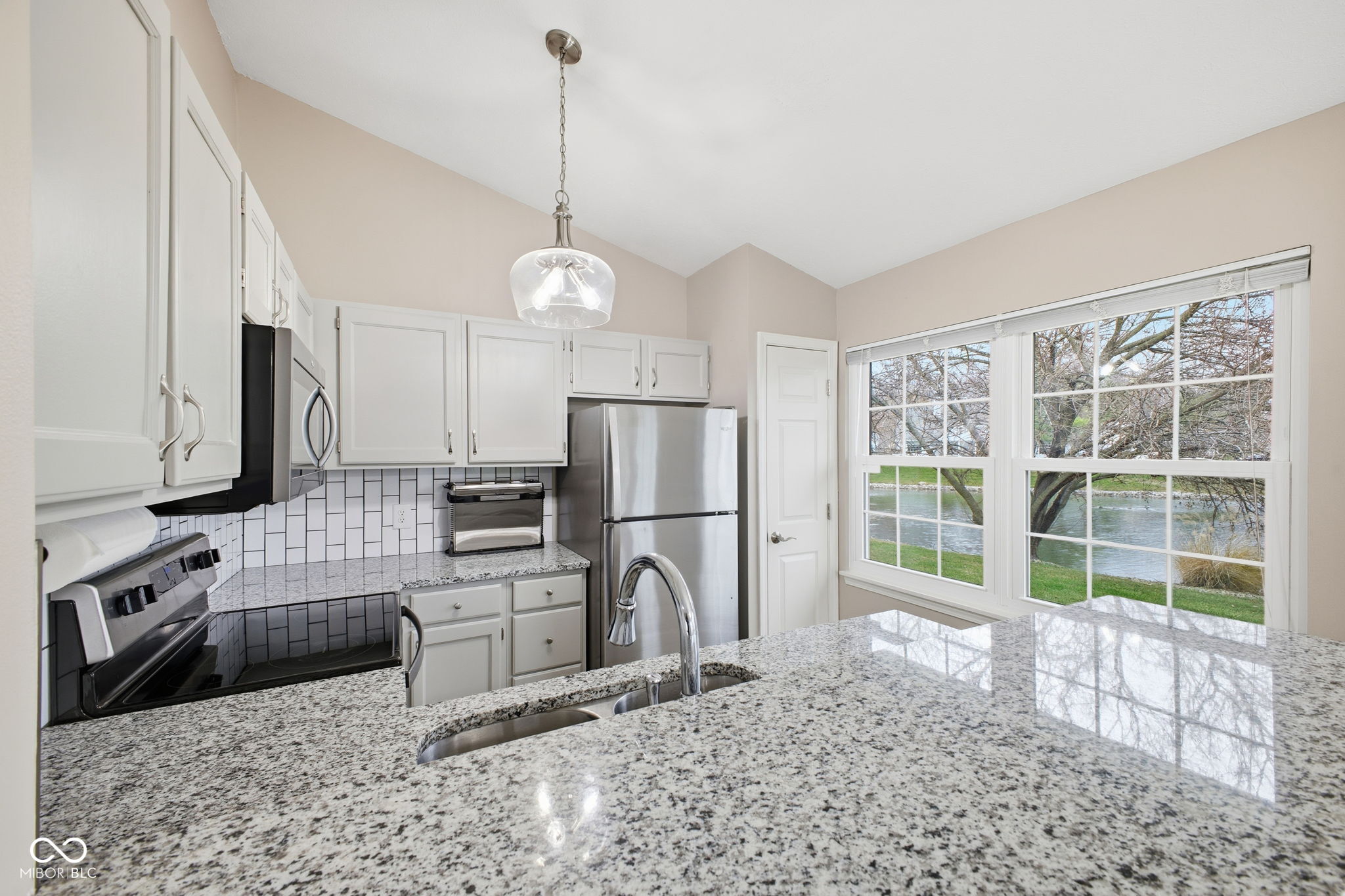 8967 Kiser Point Indianapolis, IN 46256 - Photo 13 of 30