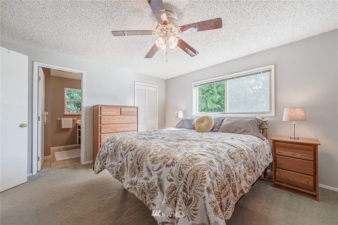 826 201st Place Southeast Bothell, WA 98012 - Photo 15 of 32