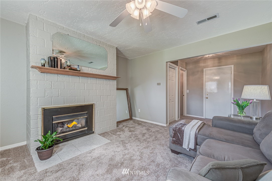 826 201st Place Southeast Bothell, WA 98012 - Photo 23 of 32