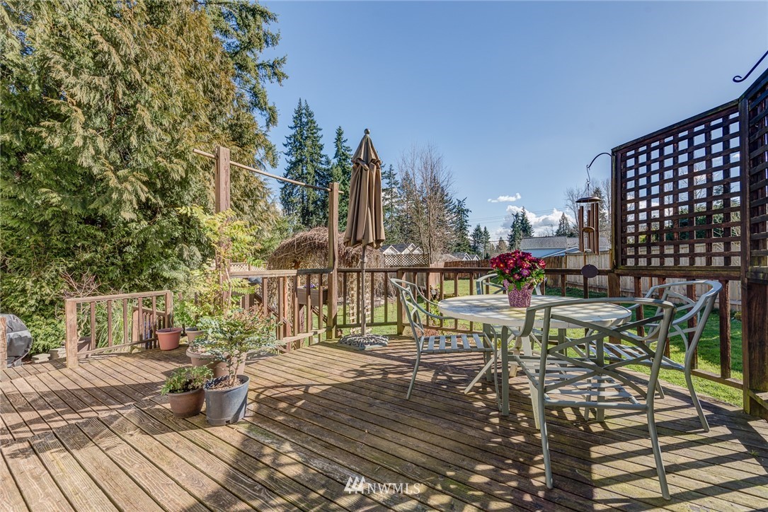 826 201st Place Southeast Bothell, WA 98012 - Photo 26 of 32