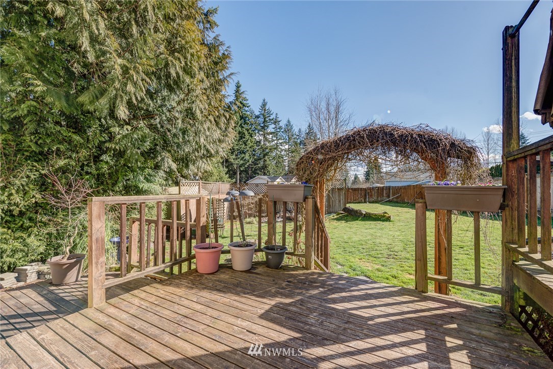826 201st Place Southeast Bothell, WA 98012 - Photo 27 of 32