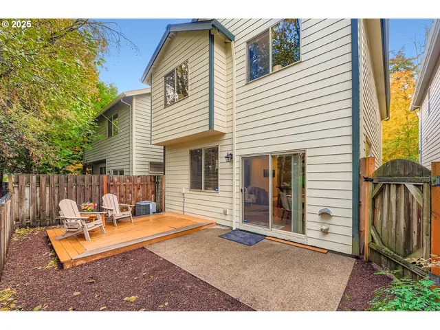 $429,900 | 8025 Southeast Sporri Lane, Milwaukie, OR 97267