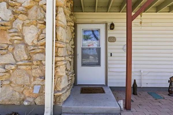 $199,000 | 108 Harbor Drive, Unit 102, Runaway Bay, TX 76426