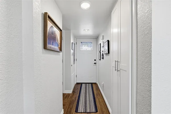 $199,000 | 108 Harbor Drive, Unit 102, Runaway Bay, TX 76426