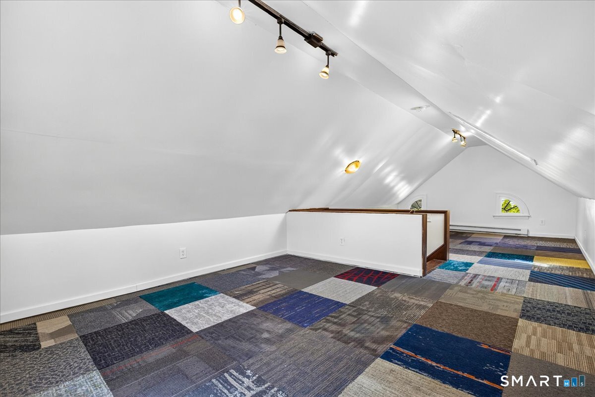 58 Myra Road Hamden, CT 06517 - Photo 26 of 38