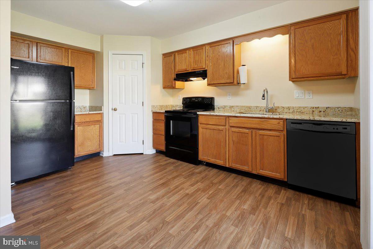 39 Chartwell Court Perryville, MD 21903 - Photo 12 of 37 Newer appliances and large pantry