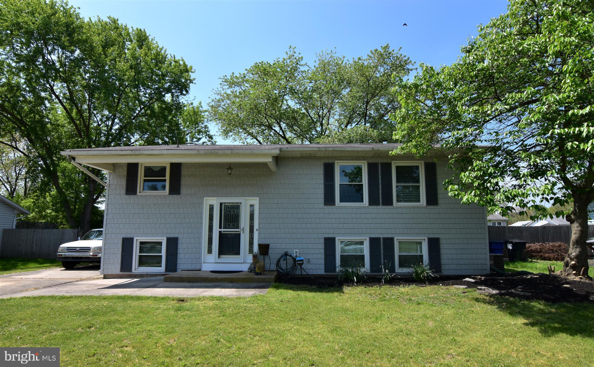 417 Longfield Road Newark, DE 19713 - Photo 3 of 29