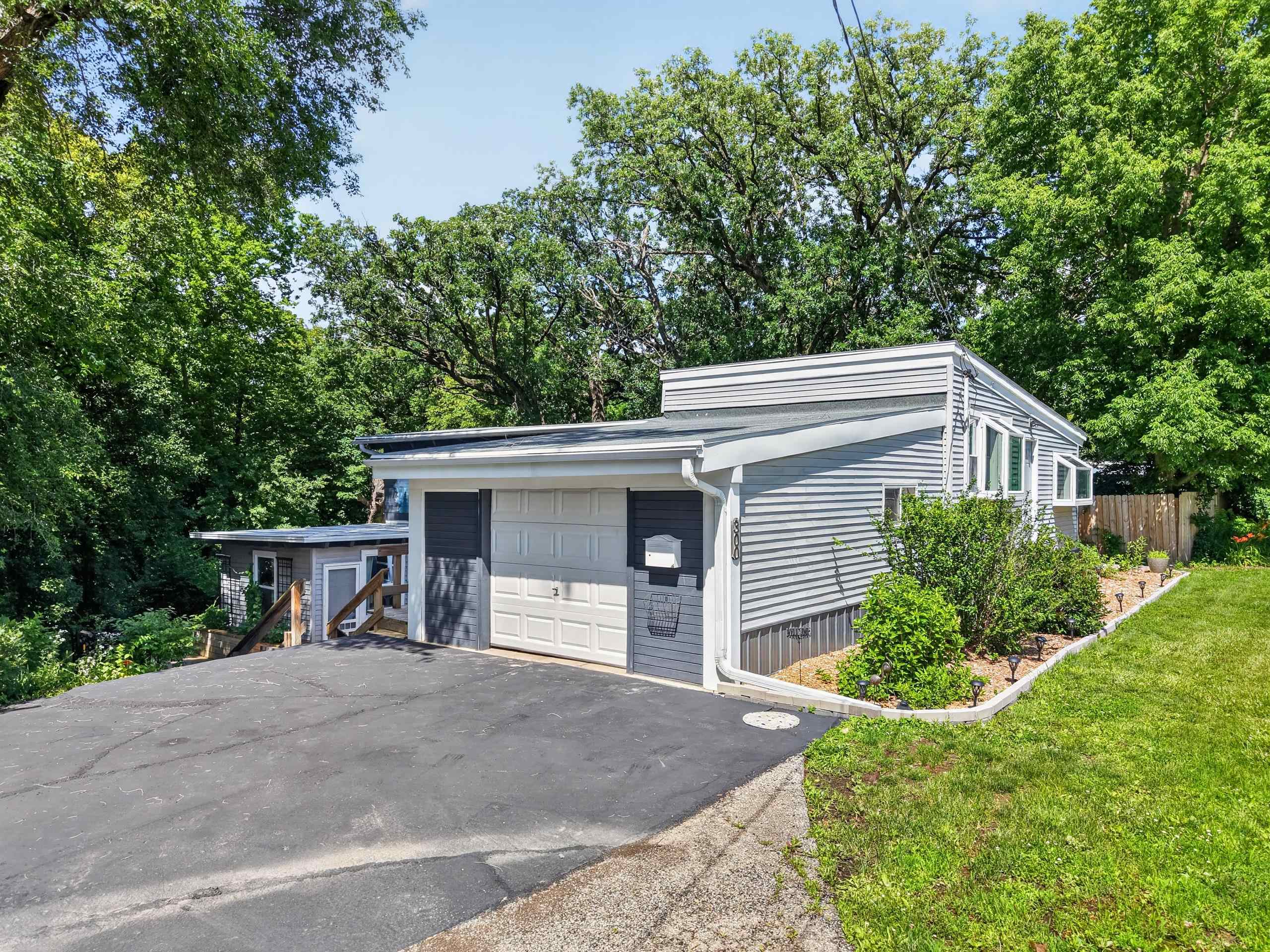 300 Adams Street Ottawa, IL 61350 - Photo 32 of 33