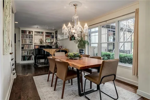 $1,175,000 | 8308 High Drive, Leawood, KS 66206