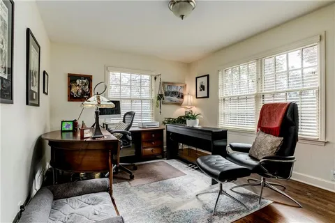 $1,175,000 | 8308 High Drive, Leawood, KS 66206