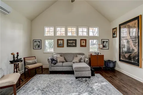 $1,175,000 | 8308 High Drive, Leawood, KS 66206