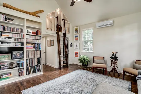 $1,175,000 | 8308 High Drive, Leawood, KS 66206