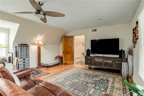 $1,175,000 | 8308 High Drive, Leawood, KS 66206