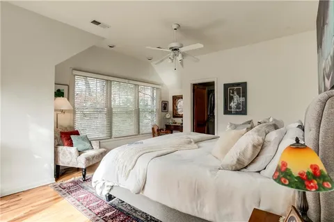 $1,175,000 | 8308 High Drive, Leawood, KS 66206