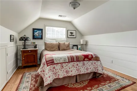 $1,175,000 | 8308 High Drive, Leawood, KS 66206