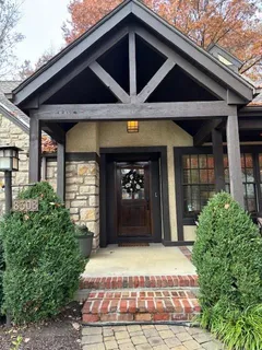 $1,175,000 | 8308 High Drive, Leawood, KS 66206