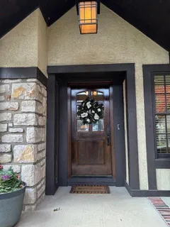 $1,175,000 | 8308 High Drive, Leawood, KS 66206