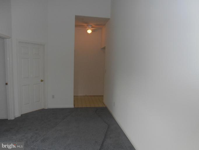 693 Winding Stream Way, Unit 302 Odenton, MD 21113 - Photo 3 of 26 a view of small space