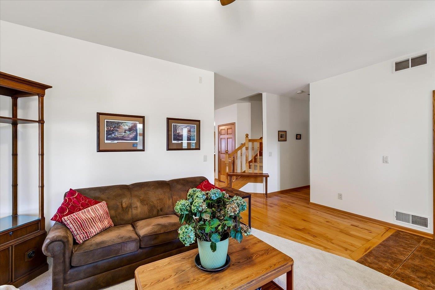6978 Apprentice Place Middleton, WI 53562 - Photo 12 of 63 Gallery Image 12