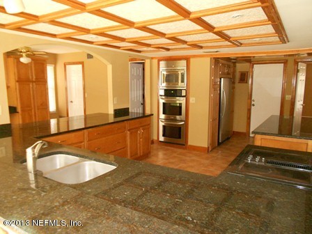 8069 Shady Grove Road Jacksonville, FL 32256 - Photo 10 of 15 Kitchen2