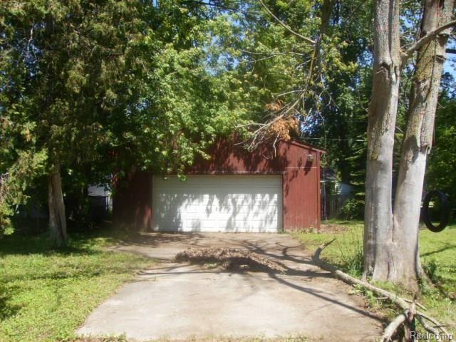 3776 Pine Road Fort Gratiot, MI 48059 - Photo 4 of 5 SANY3073.JPG